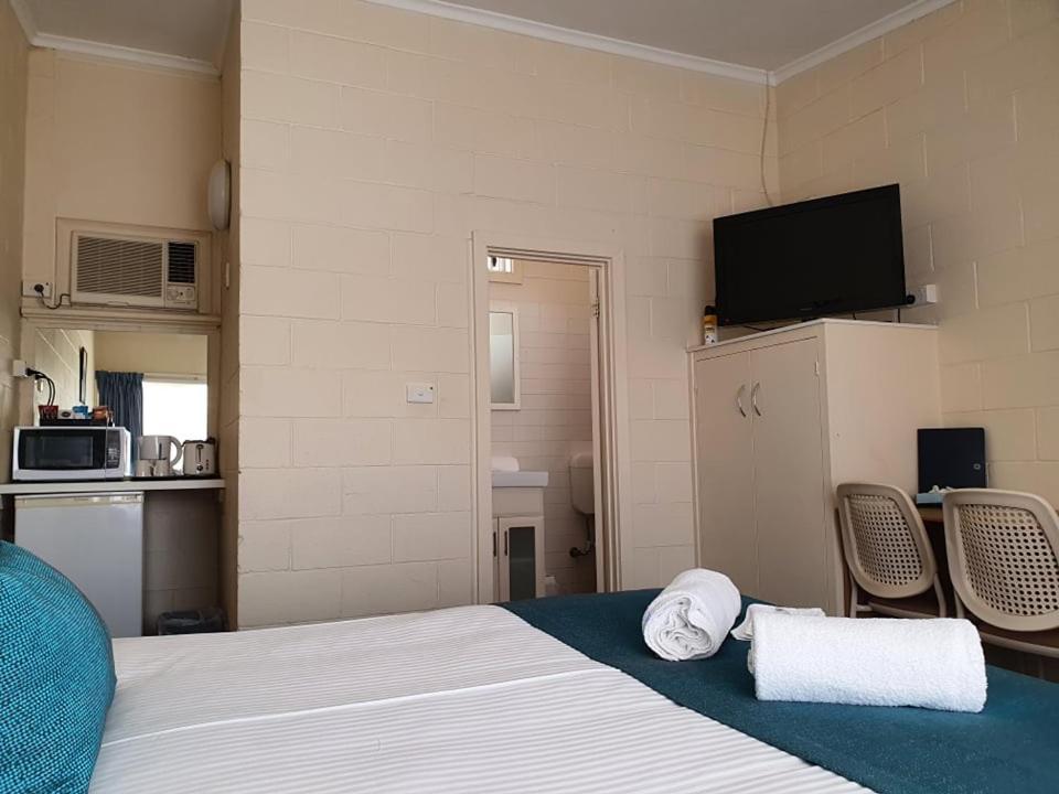 East West Motel Ceduna Dış mekan fotoğraf