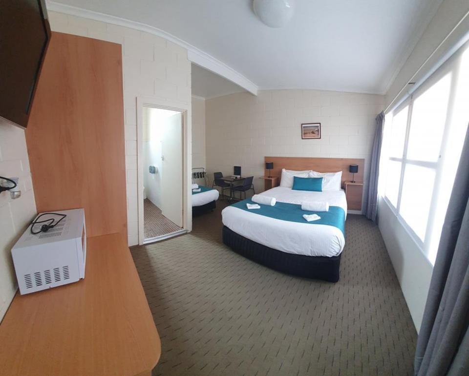 East West Motel Ceduna Dış mekan fotoğraf
