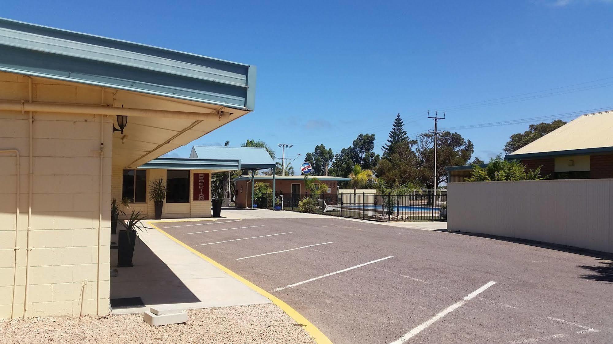 East West Motel Ceduna Dış mekan fotoğraf