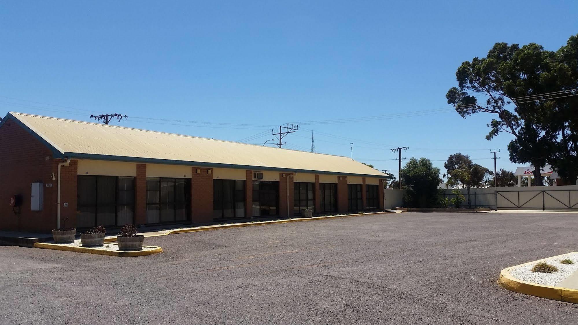 East West Motel Ceduna Dış mekan fotoğraf